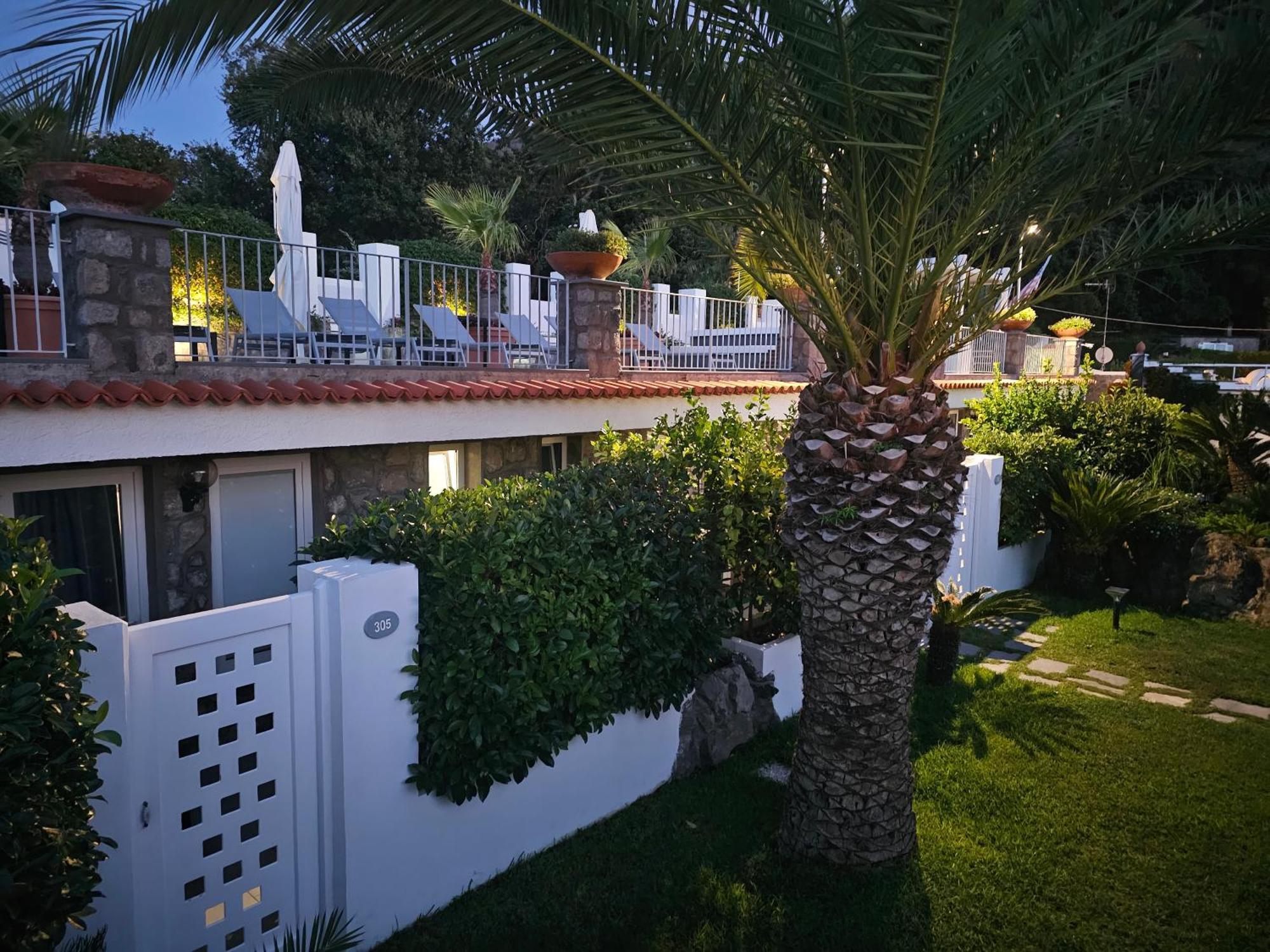 Grifo Hotel Charme & Spa Казамиччола-Терме Экстерьер фото