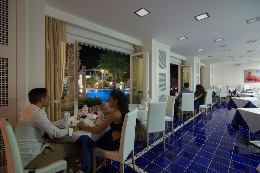 Grifo Hotel Charme & Spa Казамиччола-Терме Экстерьер фото